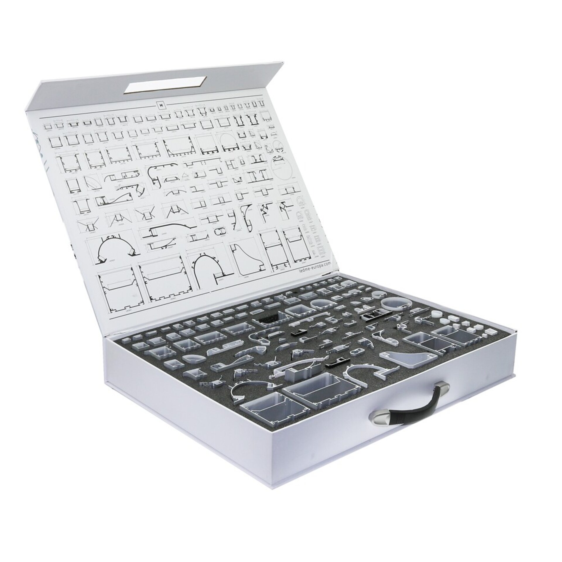 Maleta­n demo perfiles de aluminio +100 modelos  - Ledme Europa - 1
